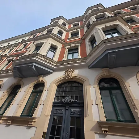 דירה Helles Jugendstilstudio Mit Home-office Und Garten