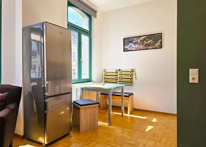 דירה Helles Jugendstilstudio Mit Home-office Und Garten לייפציג