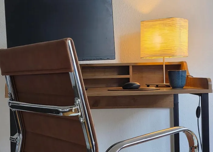 Helles Jugendstilstudio Mit Home-office Und Garten Апартаменты